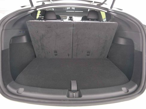 Used 2023 Tesla Model Y AWD image 14