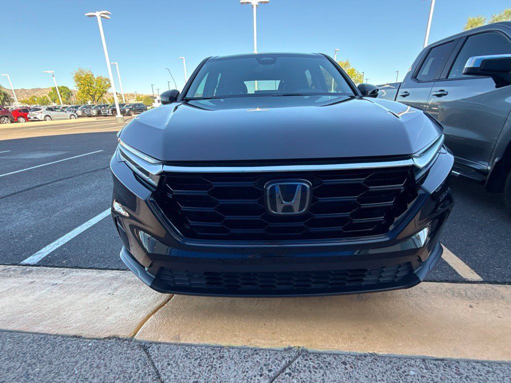 Used 2024 Honda CR-V EX-L image 2