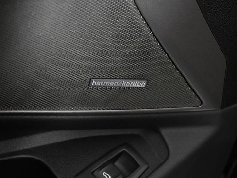 New 2026 BMW 330i xDrive Sedan w/ Premium Package image 31