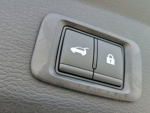 New 2025 Mitsubishi Outlander SEL image 12