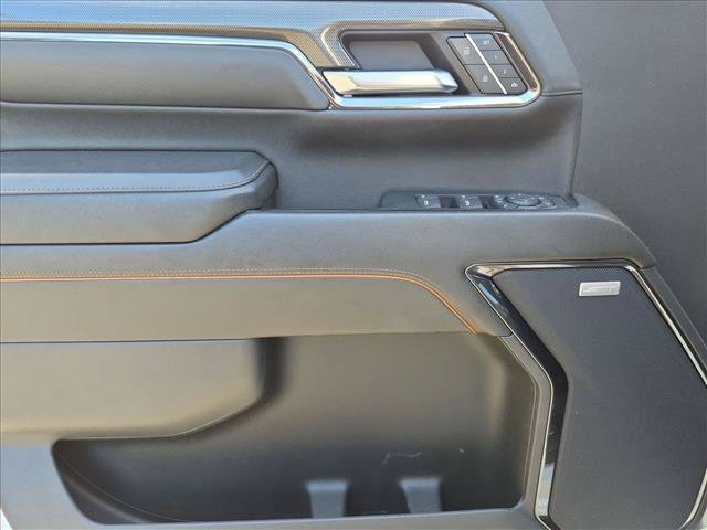 Used 2024 GMC Sierra 3500 AT4 w/ AT4 Premium Plus Package AWD/4WD image 10