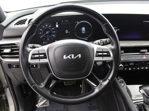 Used 2024 Kia Telluride SX X-Pro image 16