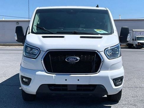 Used 2023 Ford Transit 350 XLT RWD image 4
