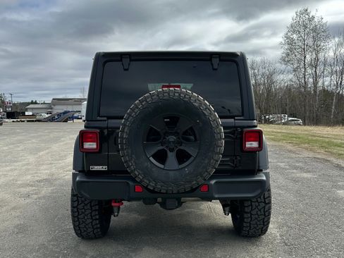 Used 2021 Jeep Wrangler Unlimited Rubicon AWD/4WD image 4