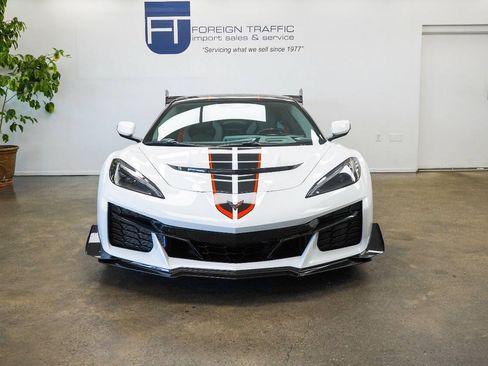 Used 2026 Chevrolet Corvette ZR1 w/ ZR1 Carbon Fiber Aero Package RWD image 3