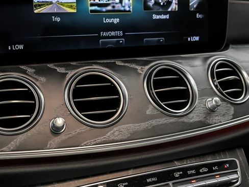 Used 2021 Mercedes-Benz E 53 AMG AMG E 53 image 35