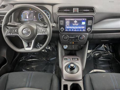 Used 2022 Nissan Leaf S image 16