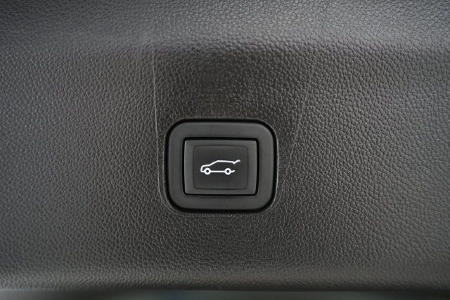 Used 2024 Buick Enclave Avenir w/ Avenir Technology Package AWD/4WD image 12