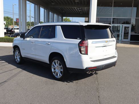Used 2023 Chevrolet Tahoe High Country w/ Premium Package AWD/4WD image 8