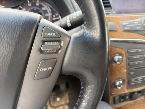 Used 2014 INFINITI QX80 4WD w/ Theater Package image 20