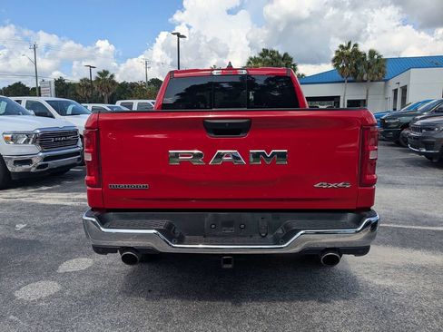 Used 2025 RAM 1500 Big Horn AWD/4WD image 4