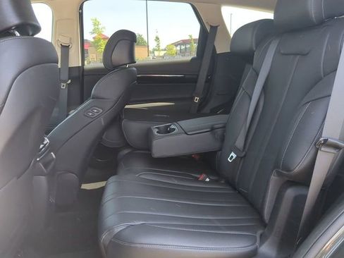 Used 2025 Genesis GV80 2.5T Standard AWD/4WD image 13