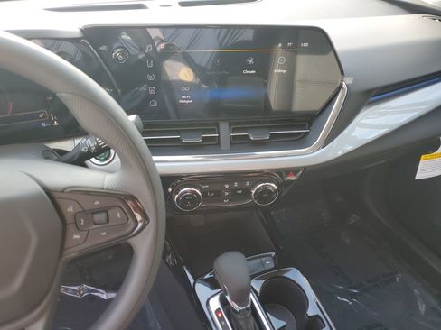 New 2026 Chevrolet Trax LT image 23