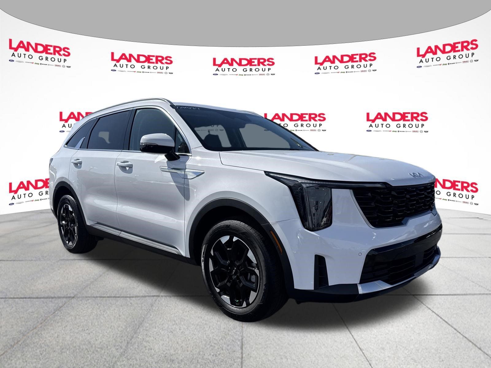 Used 2025 Kia Sorento S FWD image 1