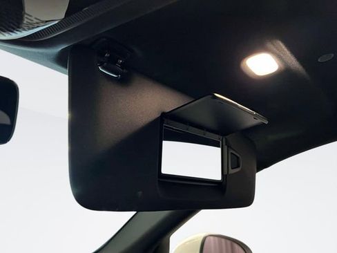 Certified 2023 Mercedes-Benz GLC 300 4MATIC image 33