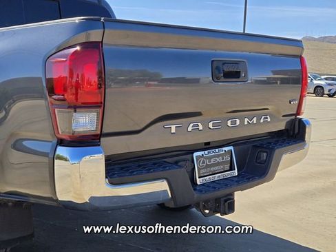 Used 2021 Toyota Tacoma SR5 RWD image 5