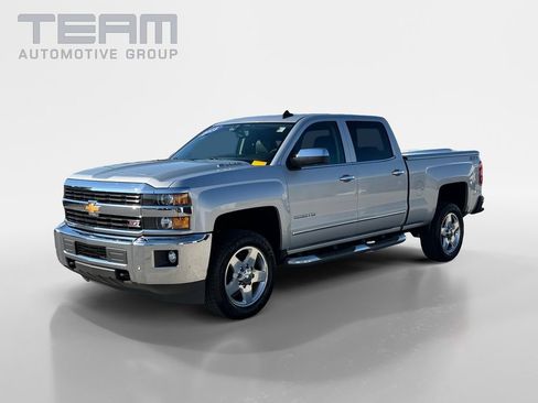 Used 2015 Chevrolet Silverado 2500 LTZ w/ Duramax Plus Package AWD/4WD image 3