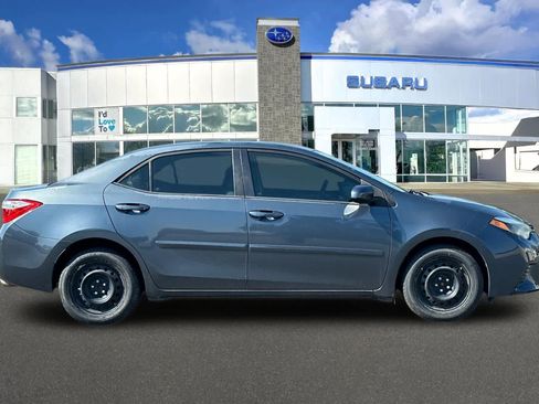 Used 2016 Toyota Corolla LE FWD image 6