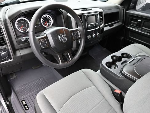 Used 2022 RAM 1500 Tradesman w/ Chrome Plus Package RWD image 22