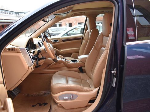 Used 2014 Porsche Cayenne S AWD/4WD image 12