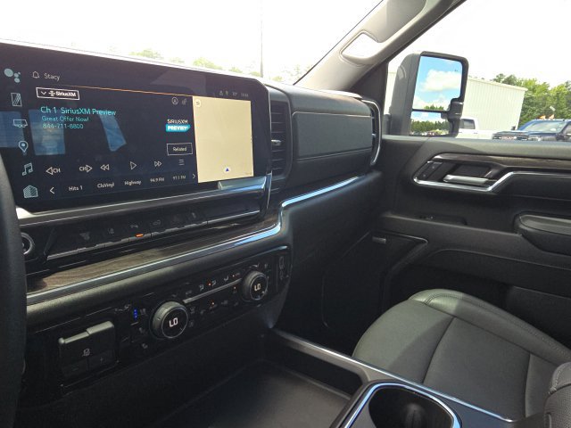Certified 2024 Chevrolet Silverado 3500 LTZ w/ LTZ Premium Package AWD/4WD image 29
