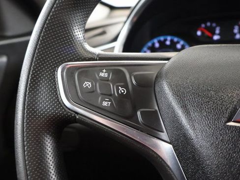 Used 2021 Chevrolet Malibu LT FWD image 18