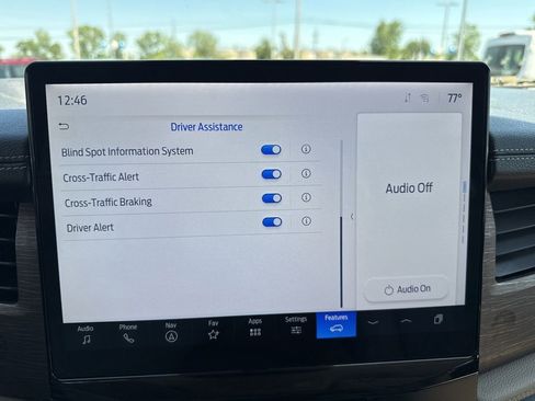Used 2024 Ford Expedition Max Limited AWD/4WD image 9