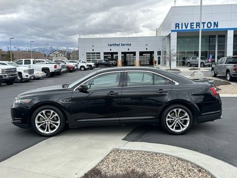 Used 2013 Ford Taurus SHO image 25