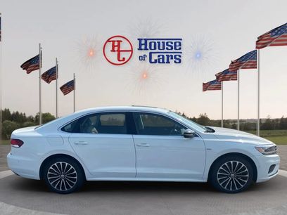Used 2022 Volkswagen Passat 2.0T