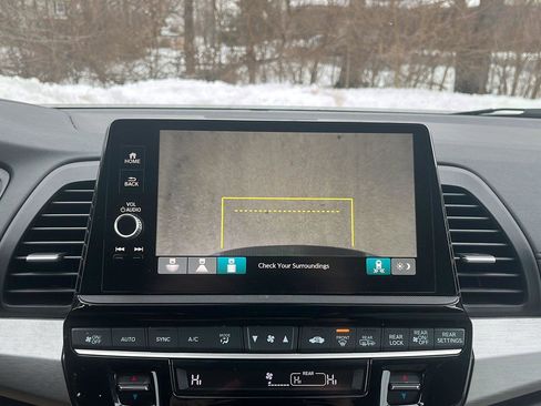 Used 2025 Honda Odyssey EX-L image 21