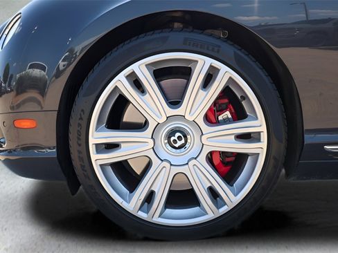Used 2015 Bentley Continental GT image 27