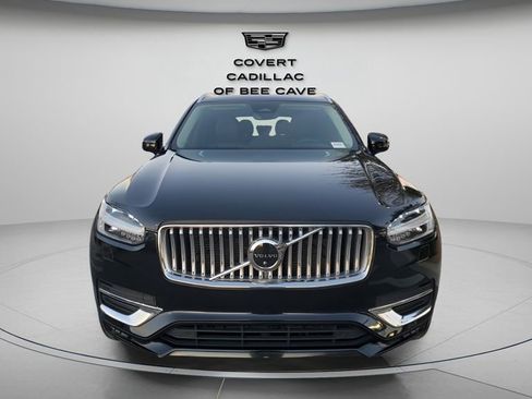 Used 2023 Volvo XC90 B6 Plus image 2
