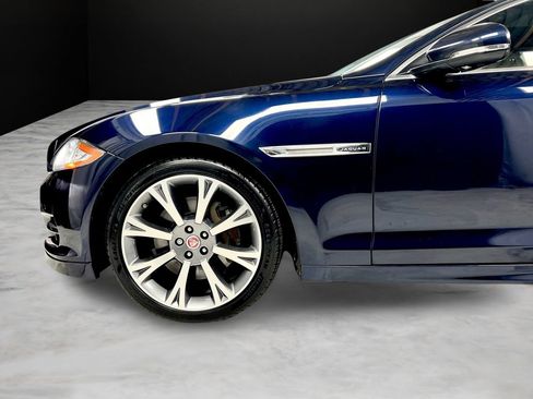 Used 2015 Jaguar XJ AWD/4WD image 37