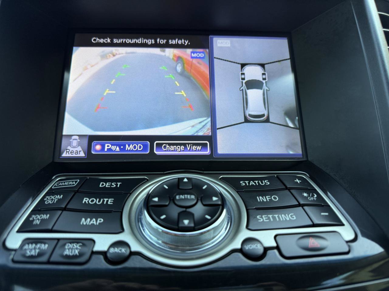 Used 2014 INFINITI QX70 AWD w/ Premium Package image 22