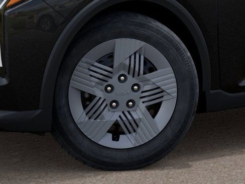 New 2025 Kia K4 LX image 10