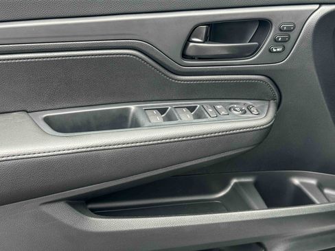 New 2026 Honda Odyssey EX-L image 13