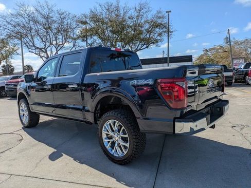 Used 2025 Ford F150 Lariat w/ Equipment Group 502A High image 11