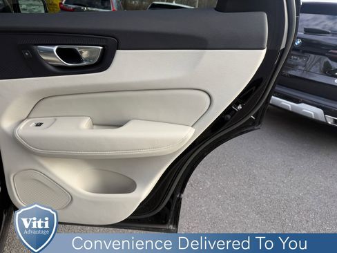 Certified 2023 Volvo XC60 B5 Ultimate w/ Climate Package image 26