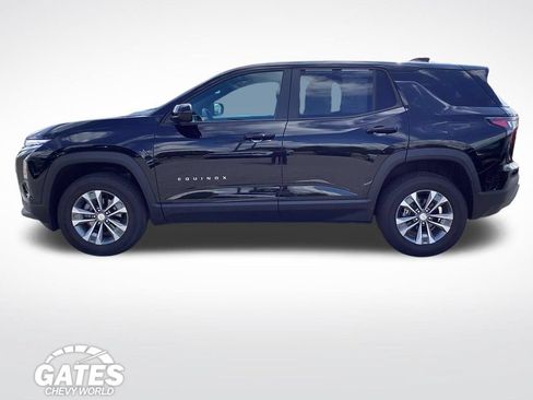 Used 2026 Chevrolet Equinox LT FWD image 6
