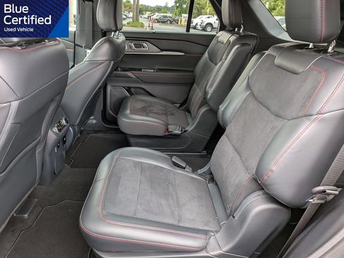 Used 2025 Ford Explorer ST AWD/4WD image 17