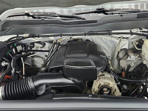 Used 2015 Chevrolet Silverado 2500 W/T image 32