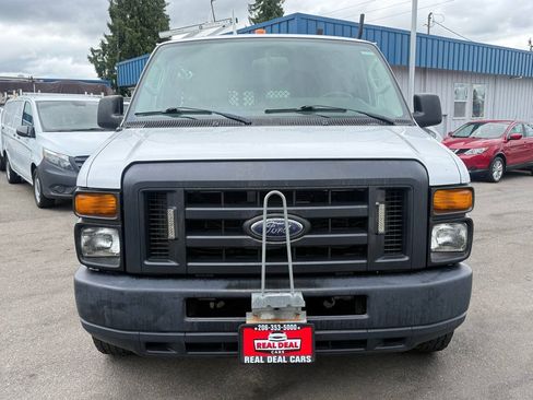 Used 2013 Ford E-150 and Econoline 150 RWD image 2