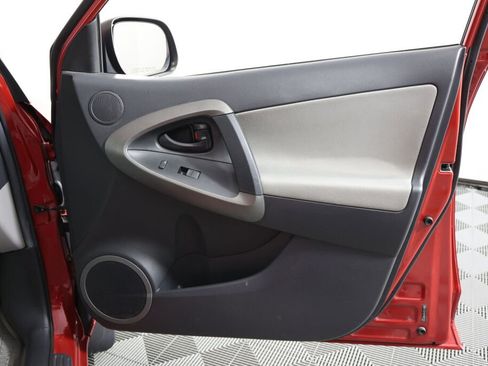 Used 2011 Toyota RAV4 2WD w/ Base L4 Extra Value Pkg image 25