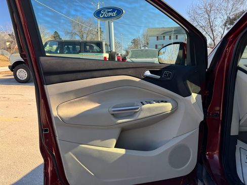 Used 2014 Ford Escape Titanium image 15