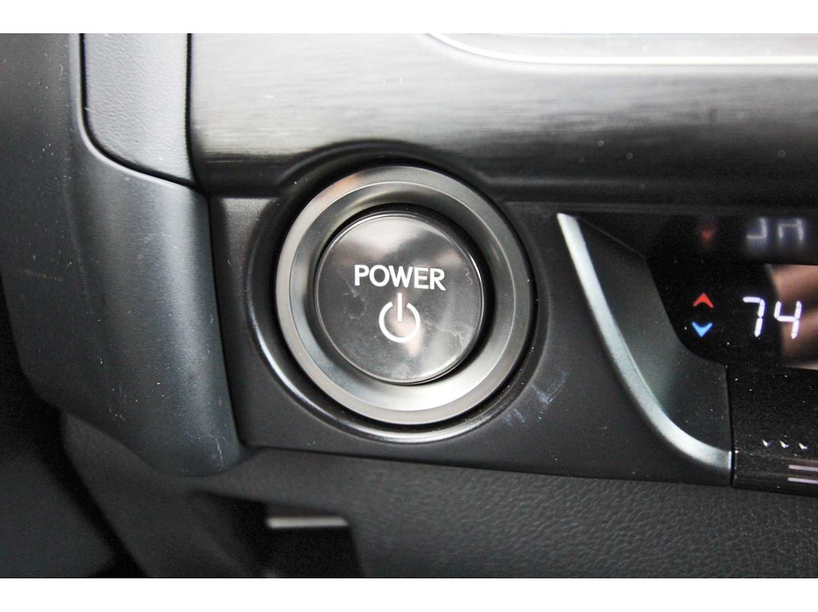 Used 2024 Lexus UX 250h F Sport FWD image 25