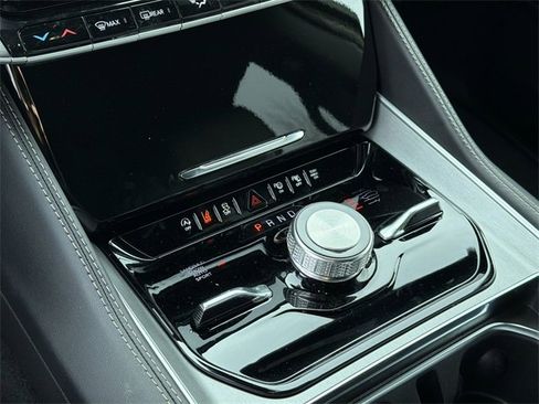 New 2026 Jeep Grand Wagoneer Limited image 25