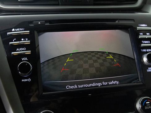 Used 2019 Nissan Murano S image 7