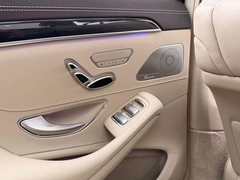 Used 2020 Mercedes-Benz S 560 4MATIC Sedan image 49