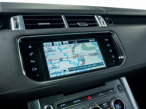 Used 2016 Land Rover Range Rover Sport SVR image 53