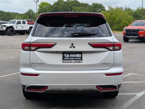 Used 2024 Mitsubishi Outlander Ralliart AWD/4WD image 8